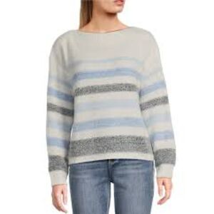 Takara Women's Small White, Gray, and Light Blue‎ Boat Neck Eyelash Sweater